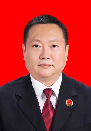 曹政红底.jpg